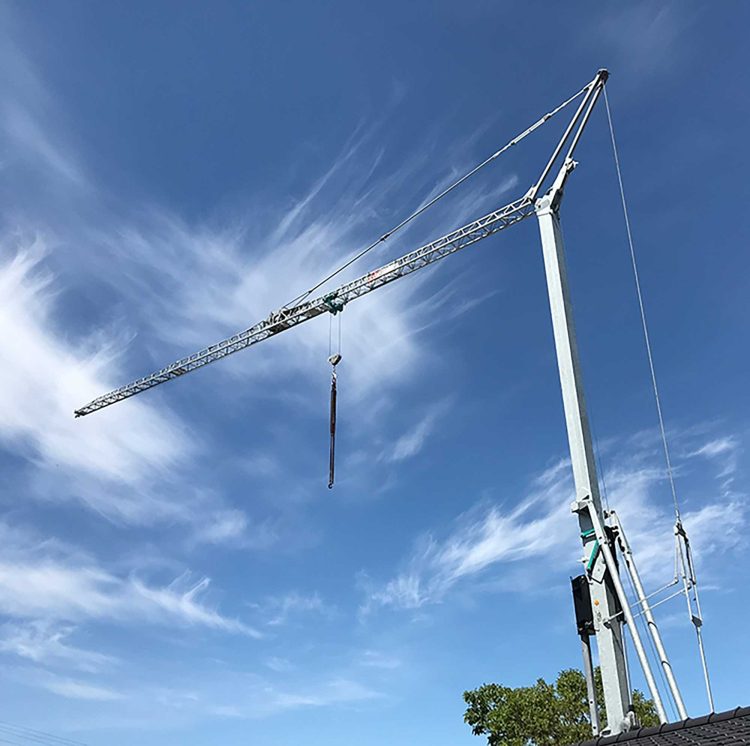 Self-erecting crane from the BKL System Cattaneo