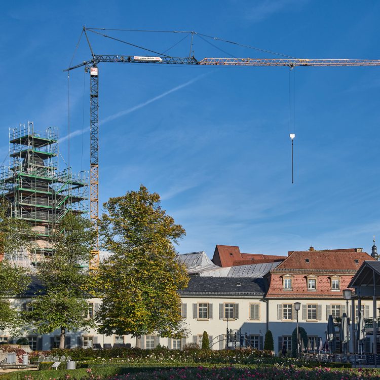 BKL tower crane 81 K.1 during renovation work in the old town