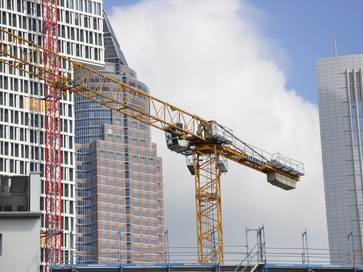 Liebherr 110 EC-B gebraucht kaufen