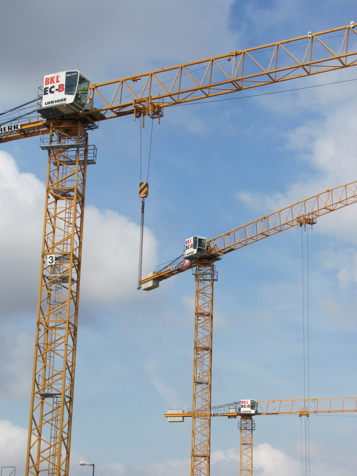Liebherr 90 EC-B gebraucht kaufen