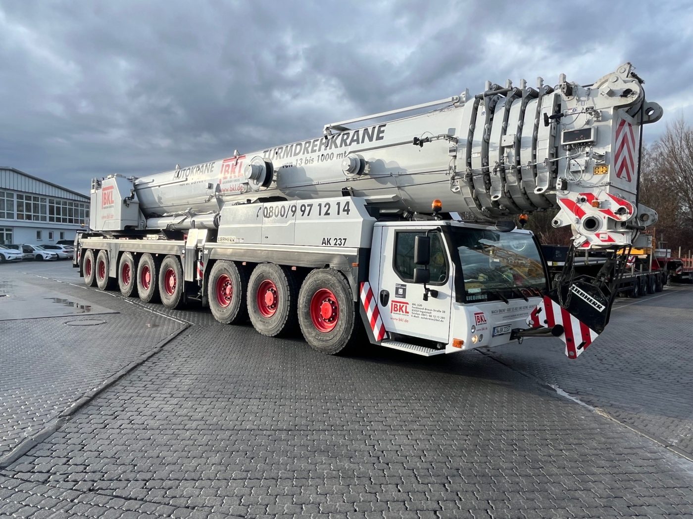 Liebherr LTM 1450-8.1 2023 gebraucht kaufen