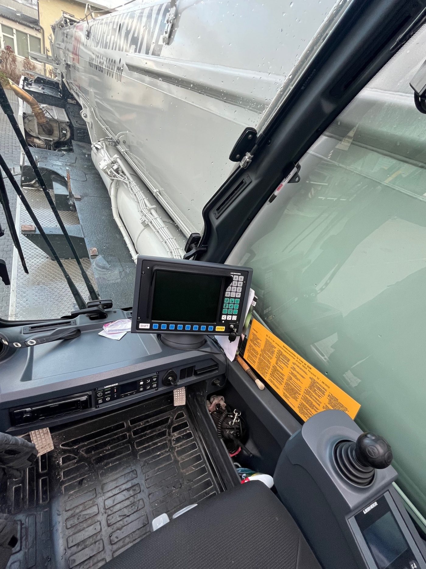 Liebherr LTM 1450-8.1 2023 gebraucht kaufen