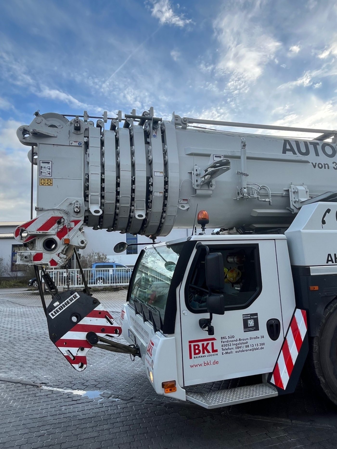 Liebherr LTM 1450-8.1 2023 gebraucht kaufen