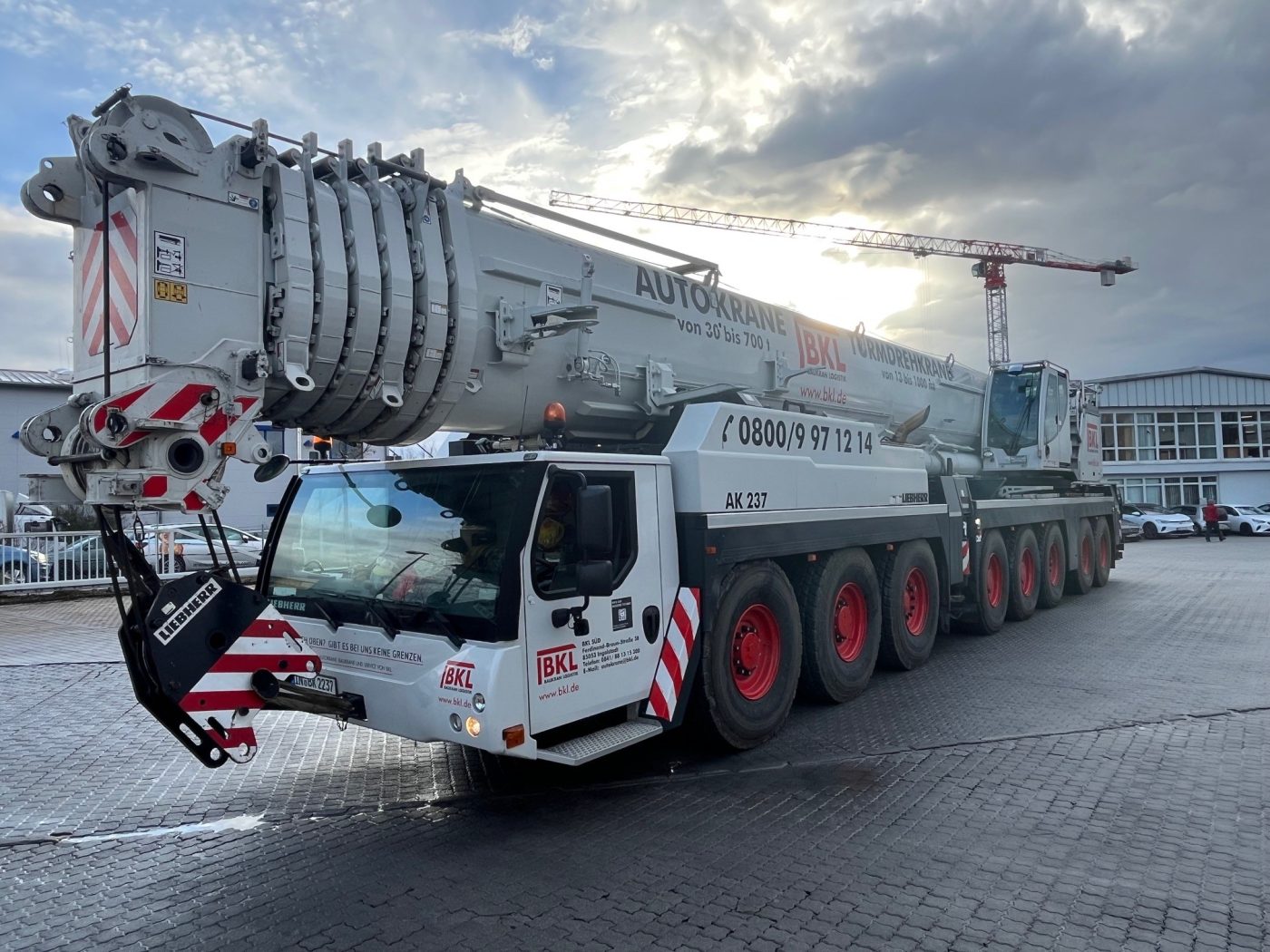 Liebherr LTM 1450-8.1 2023 gebraucht kaufen