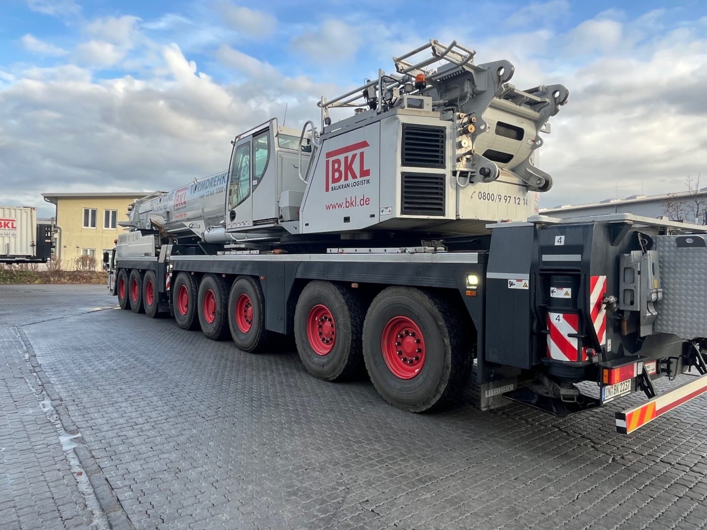 Liebherr LTM 1450-8.1 2023 gebraucht kaufen