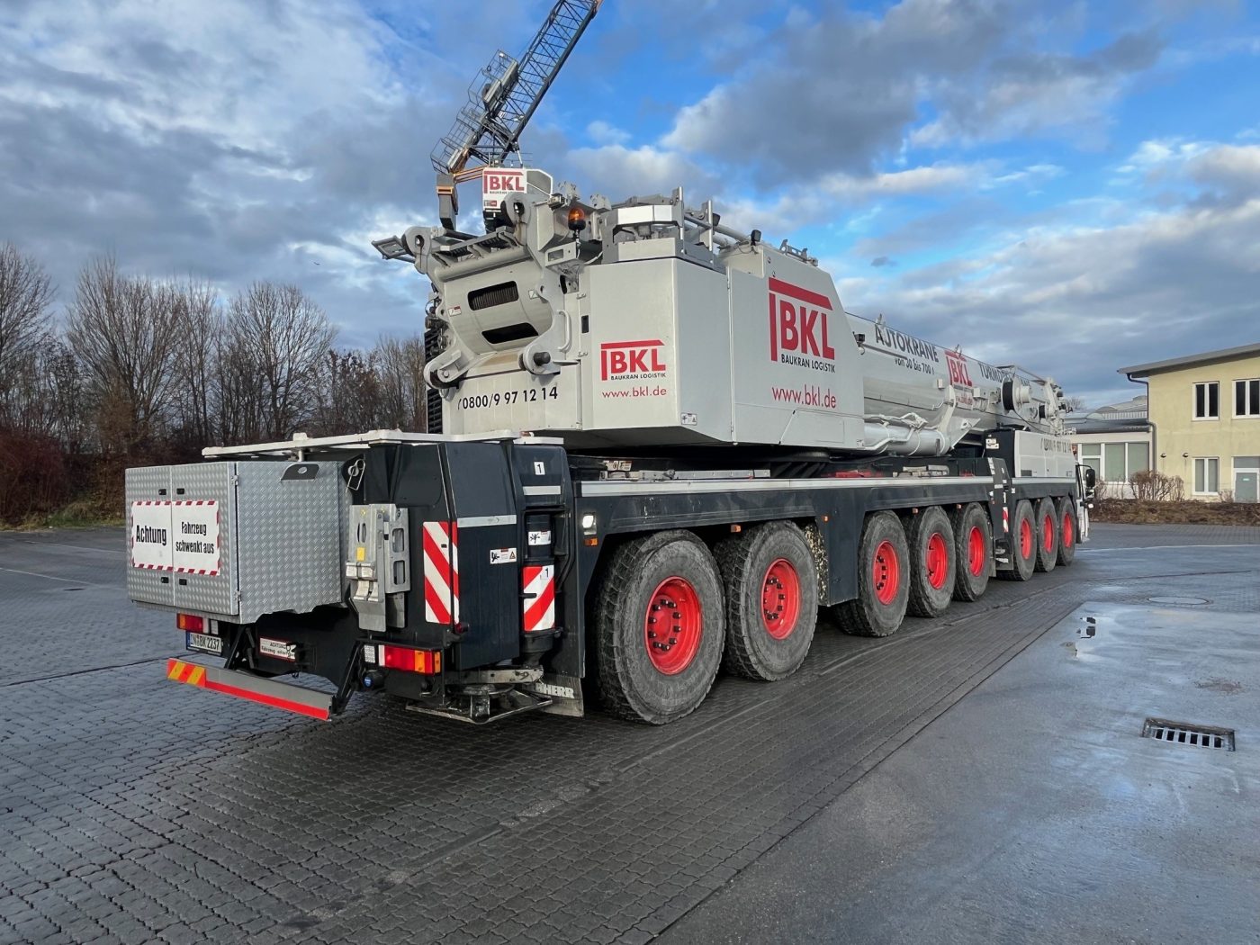 Liebherr LTM 1450-8.1 2023 gebraucht kaufen