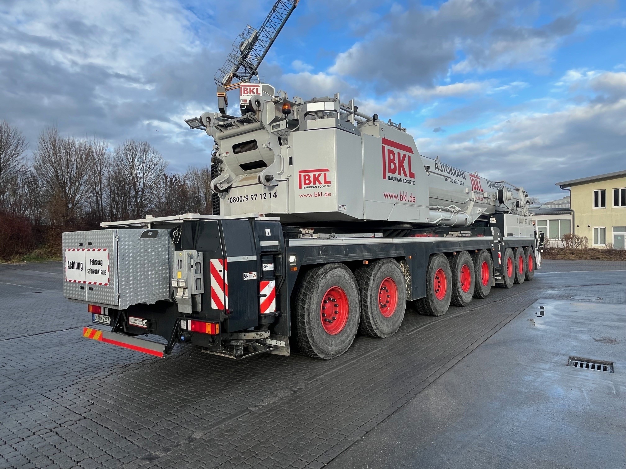 Liebherr LTM 1450-8.1 2023 gebraucht kaufen