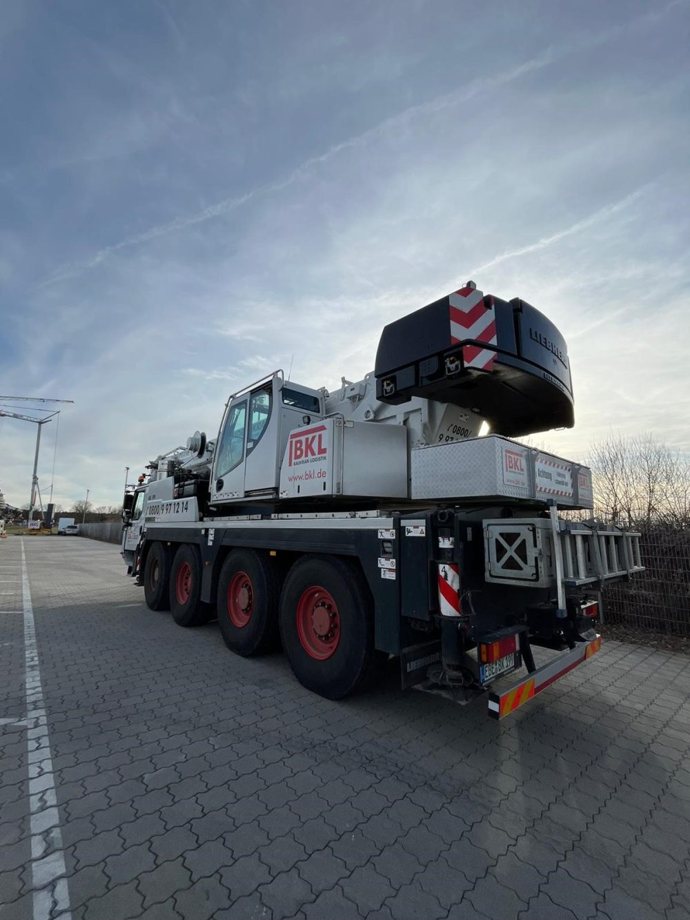 Liebherr LTM 1070-4.2 2023 gebraucht kaufen