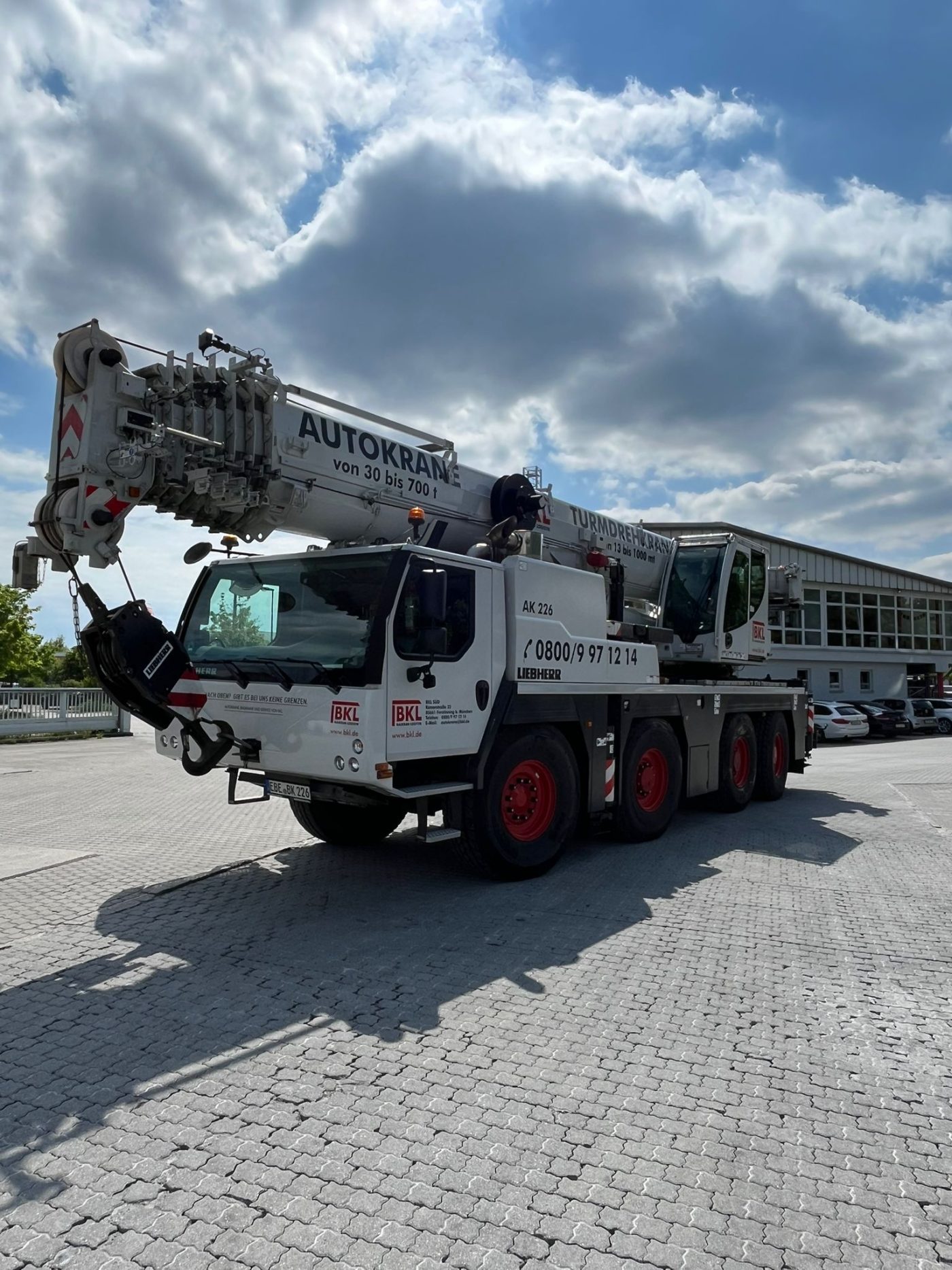 Liebherr LTM 1090-4.2 2023 gebraucht kaufen
