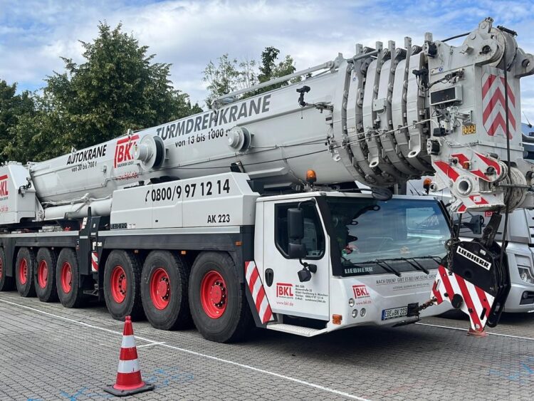 Liebherr LTM 1450-8.1 Gebraucht Angebot